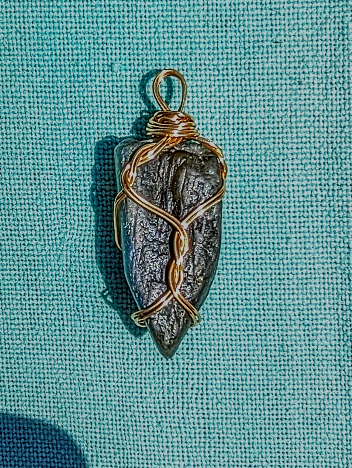 Labradorite crystal necklace (chain included)
