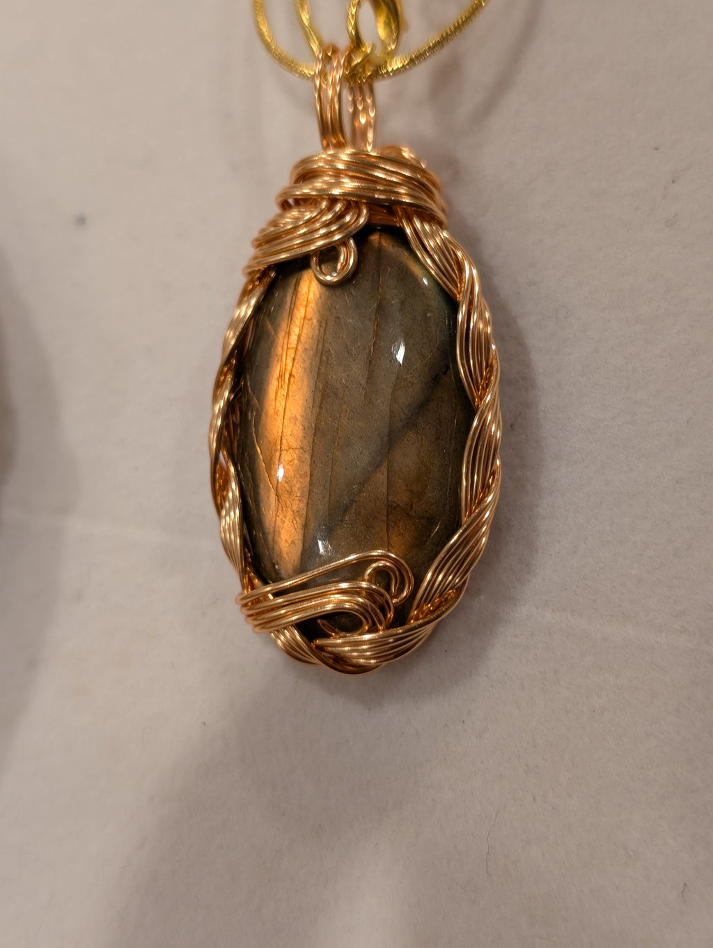 Golden Reflection Labradorite Pendant
