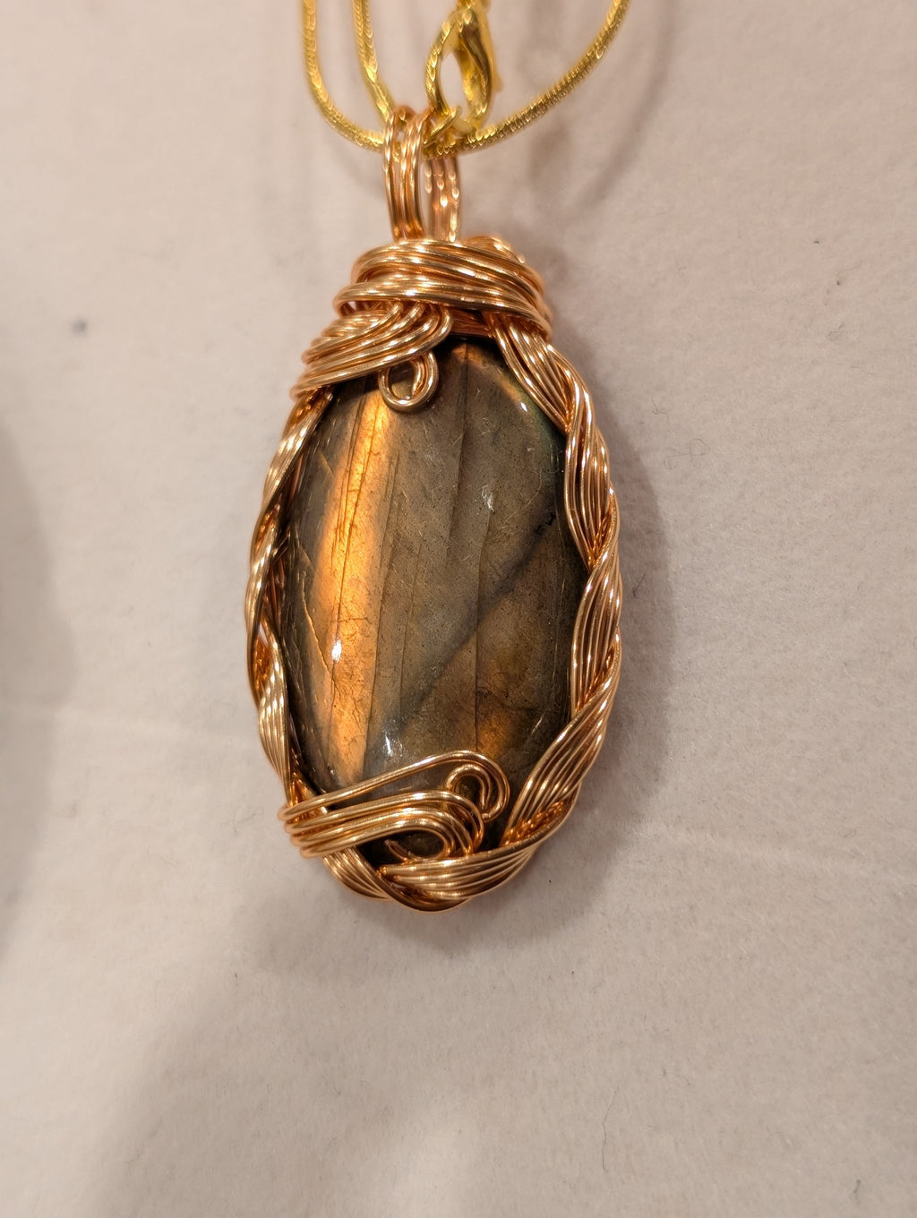 Golden Reflection Labradorite Pendant