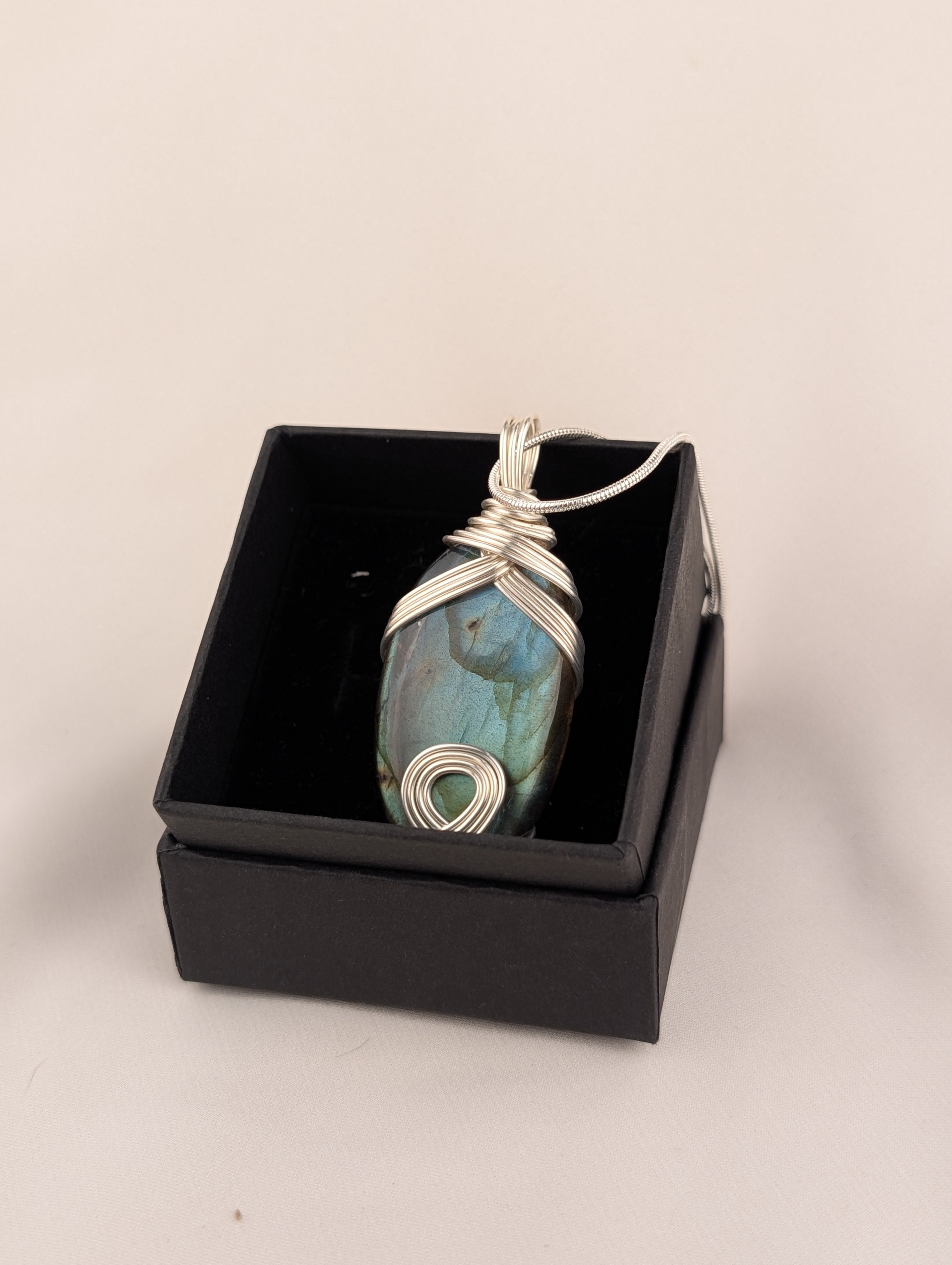 Silver-plated Labradorite Pendant