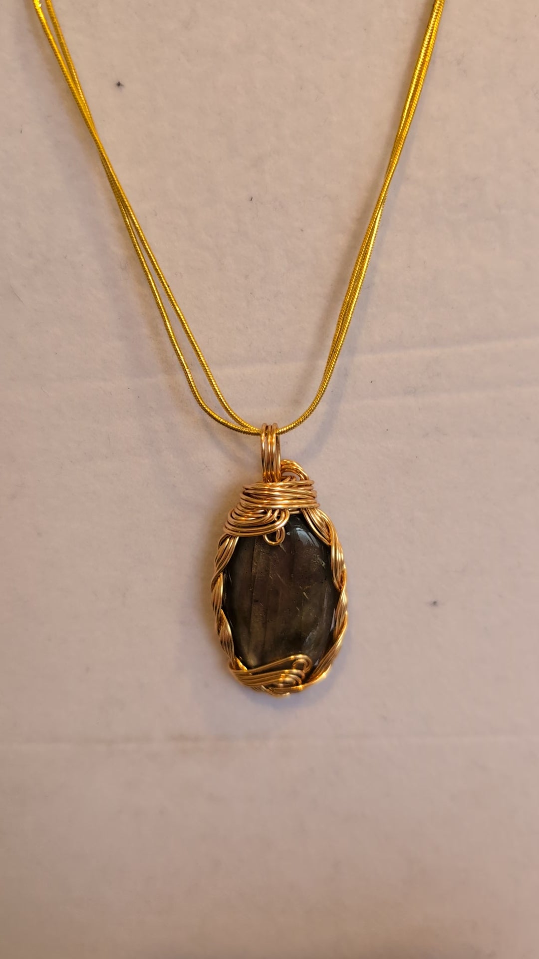 Golden Reflection Labradorite Pendant
