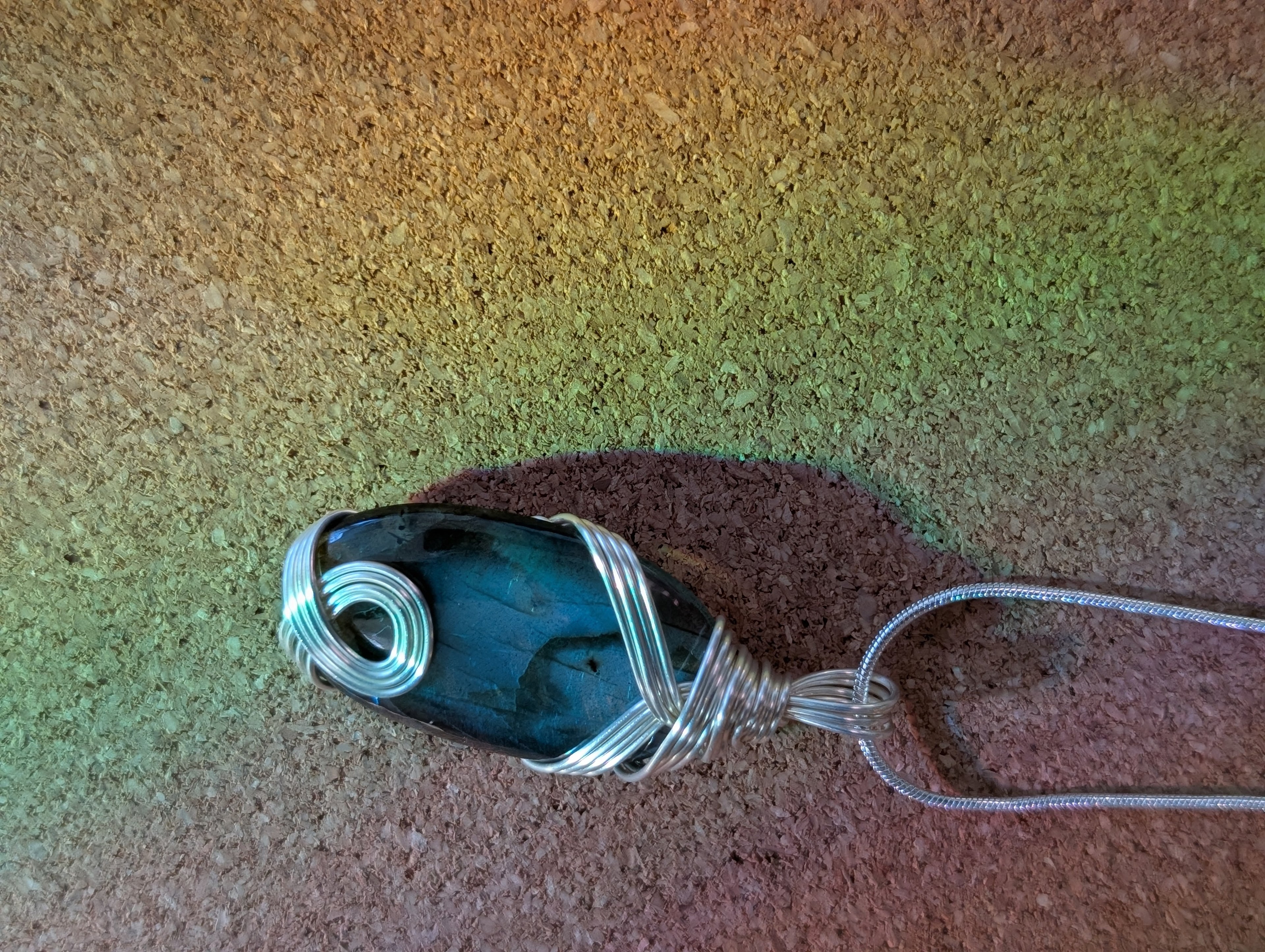 Silver-plated Copper Wrapped Labradorite Pendant